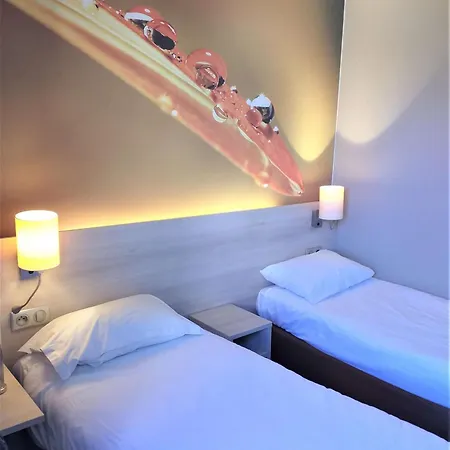 Brit Essentiel De Otel
