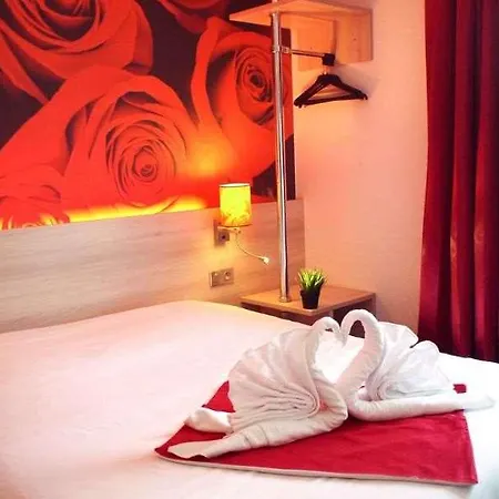Otel Brit Essentiel De