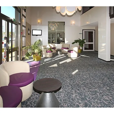 Hotel Brit Essentiel De Granville