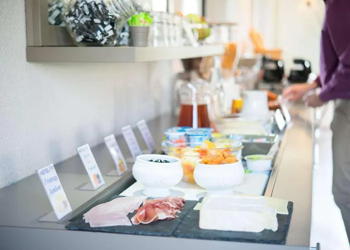 מלון Brit Essentiel De