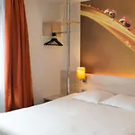 Brit Essentiel De Hotell 2*