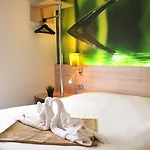 Hotell Brit Essentiel De Granville
