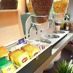 Hotell Brit Essentiel De