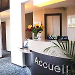Brit Essentiel De Hotell Granville