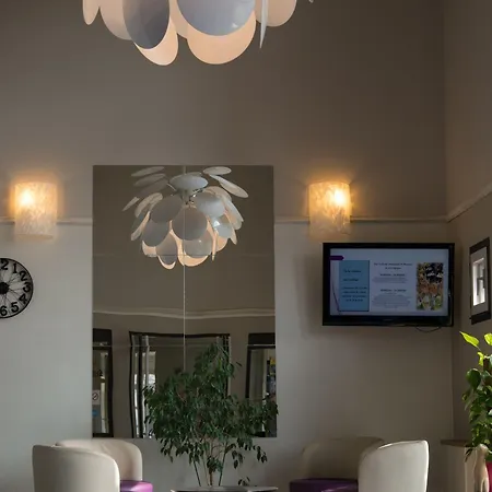 Brit Essentiel De Hotel 2*