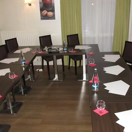 Hotel Brit Essentiel De Granville