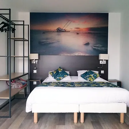 Hotell Brit Essentiel De 2*