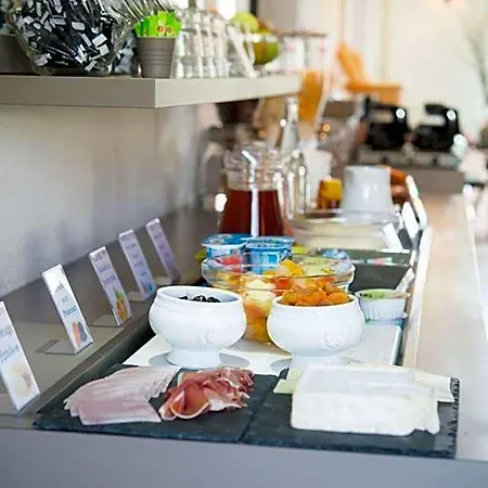 酒店 格兰维尔布里特精粹酒店 2*