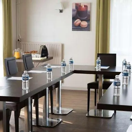 Brit Essentiel De Hotel 2*