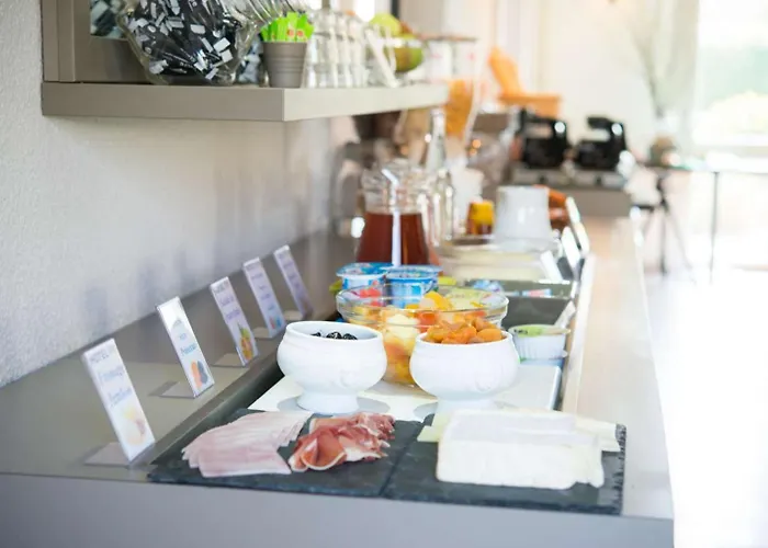 Brit Essentiel De Hotel 2*