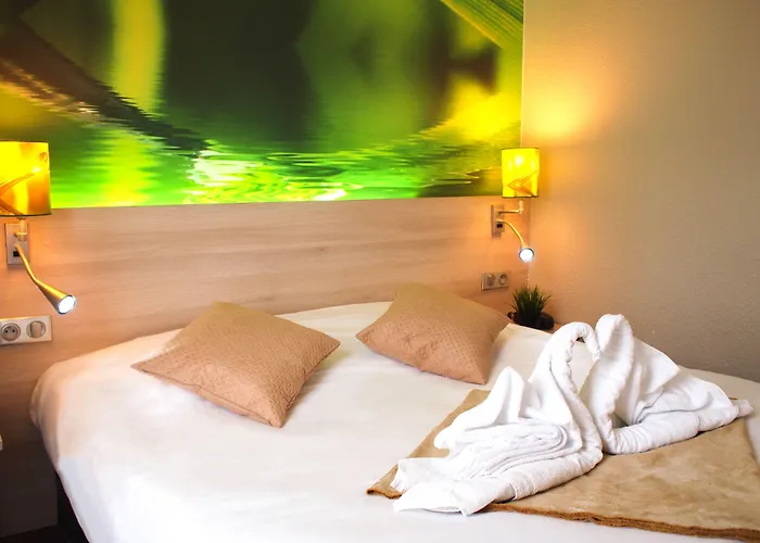 Hotel Brit Essentiel De Granville