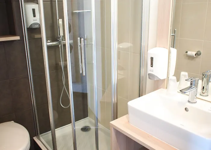 Hotel Brit Essentiel De Granville