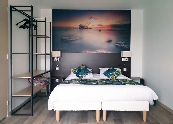 Hotel Brit Essentiel De 2*